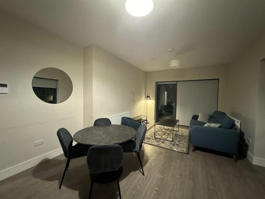 Private King Size In Well Decorated Shared Flat Apartamento *